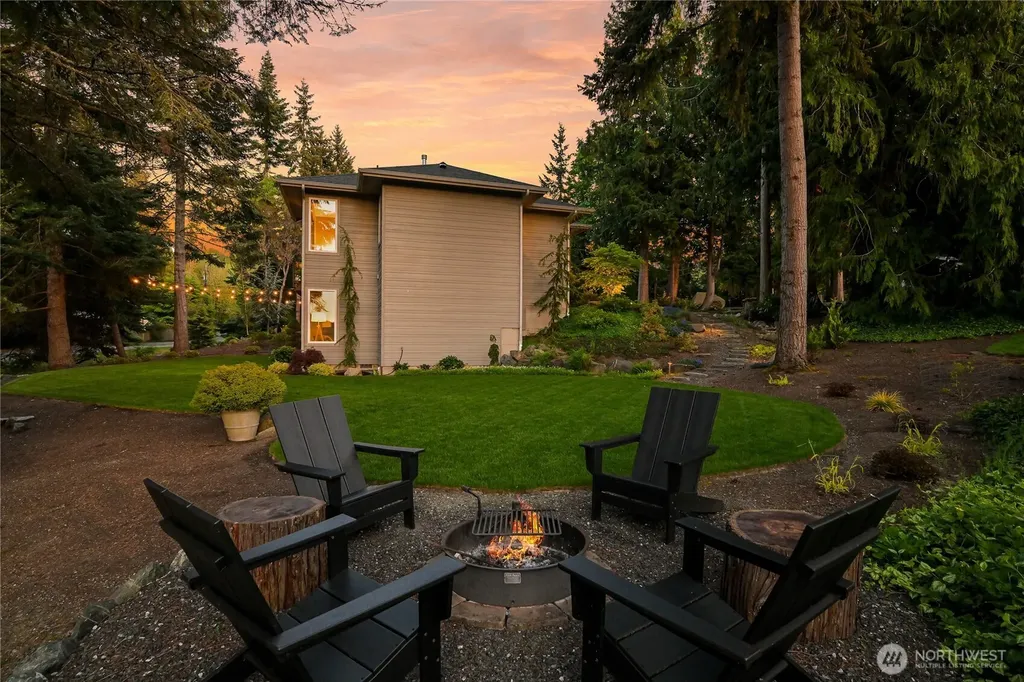 28 Strawberry Point Road Bellingham WA 98229