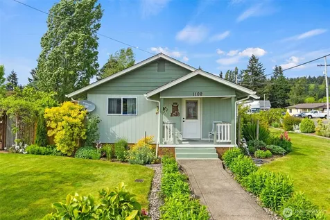1102 W Anderson Street Elma WA 98541