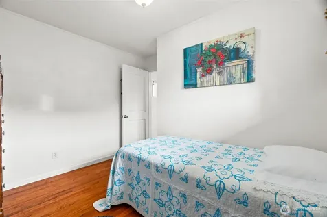 1102 W Anderson Street Elma WA 98541
