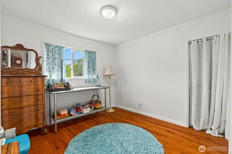 1102 W Anderson Street Elma WA 98541
