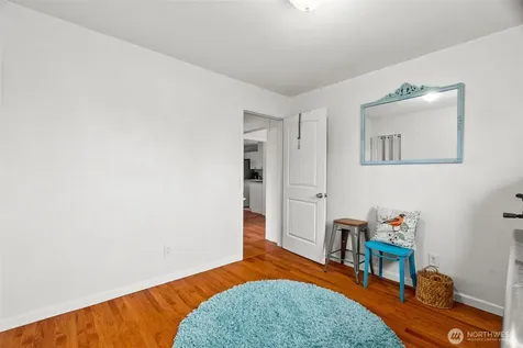 1102 W Anderson Street Elma WA 98541