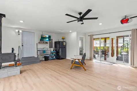 1102 W Anderson Street Elma WA 98541