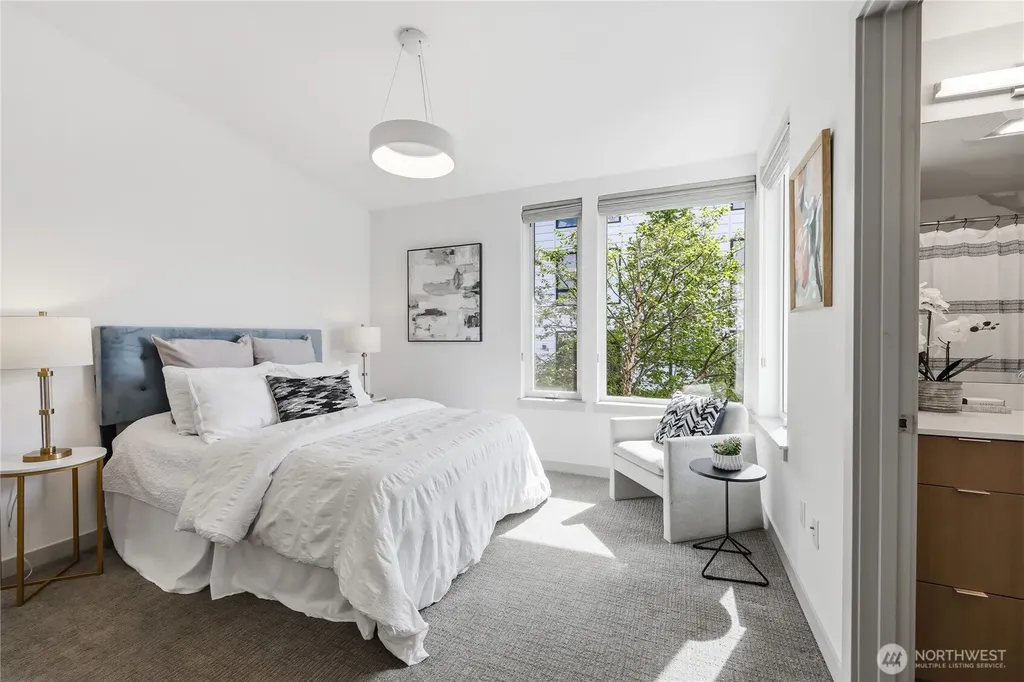 227 Ebi Lane NE Bainbridge Island WA 98110