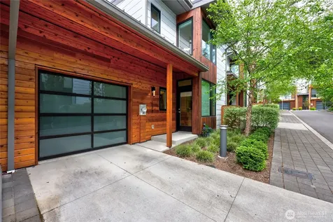 227 Ebi Lane NE Bainbridge Island WA 98110
