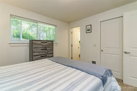 14057 SE 283rd Place Kent WA 98042