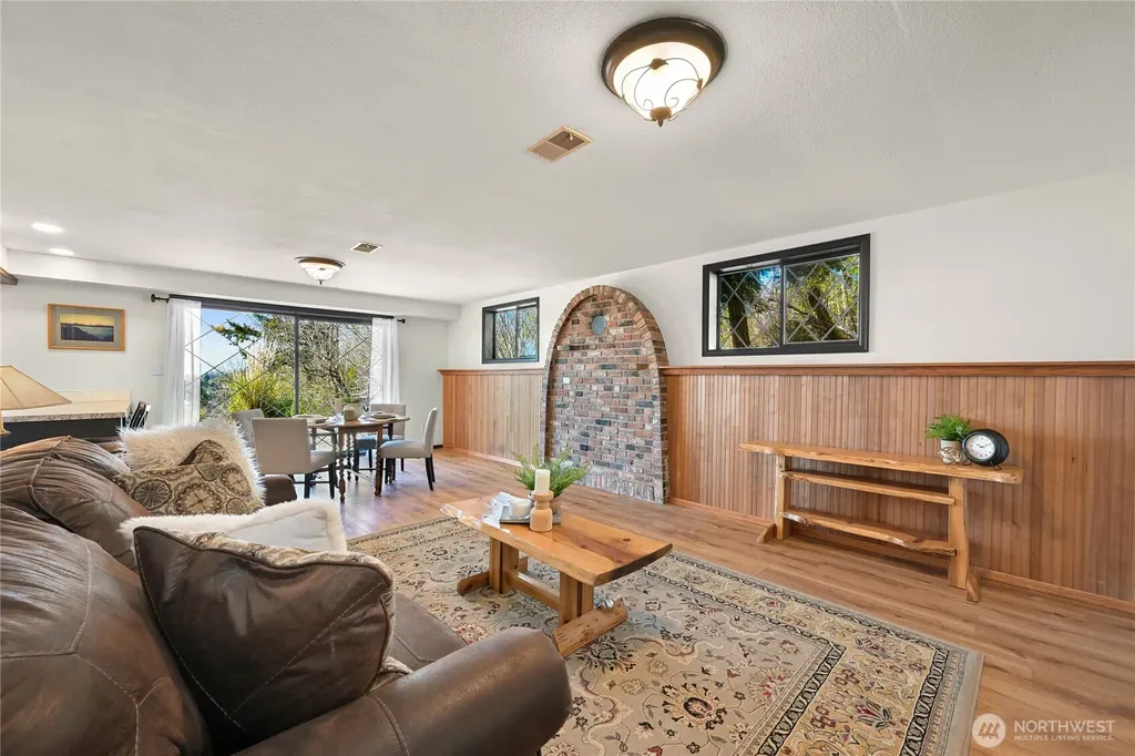 5225 E North Street Bellingham WA 98226