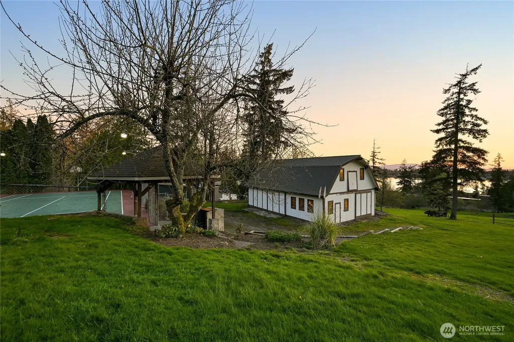5225 E North Street Bellingham WA 98226