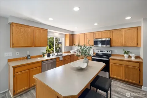 19919 101st Ave SE Renton WA 98055
