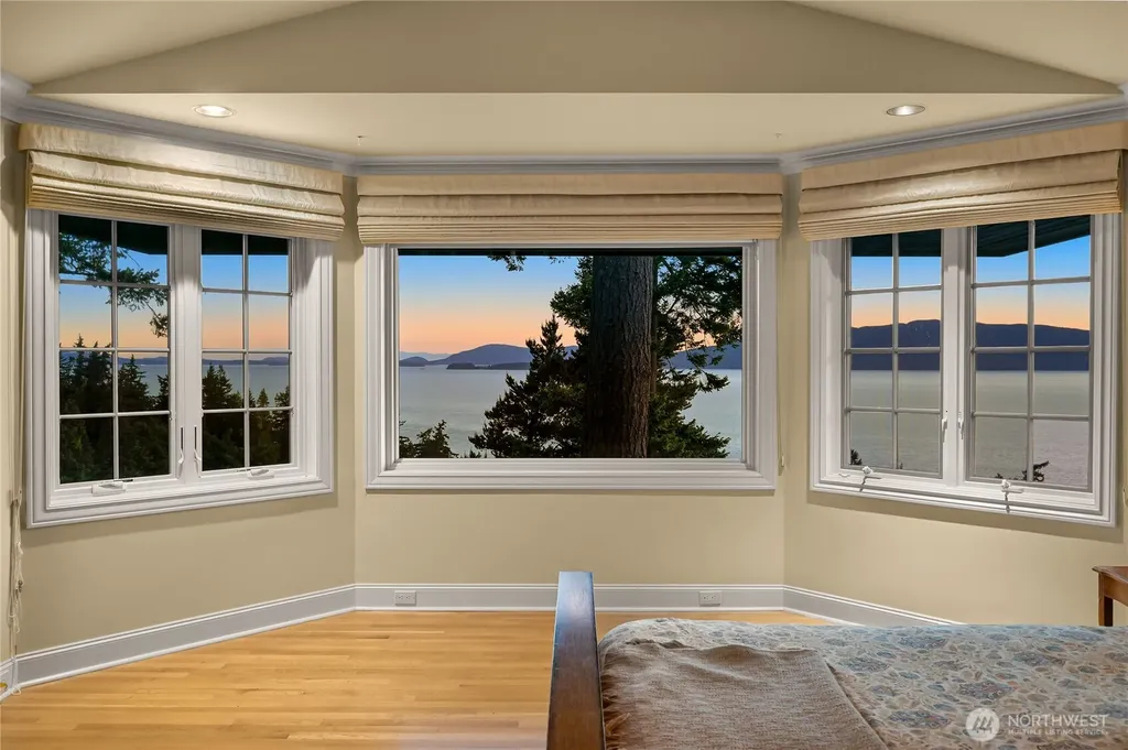 420 S Clarkwood Drive Bellingham WA 98225
