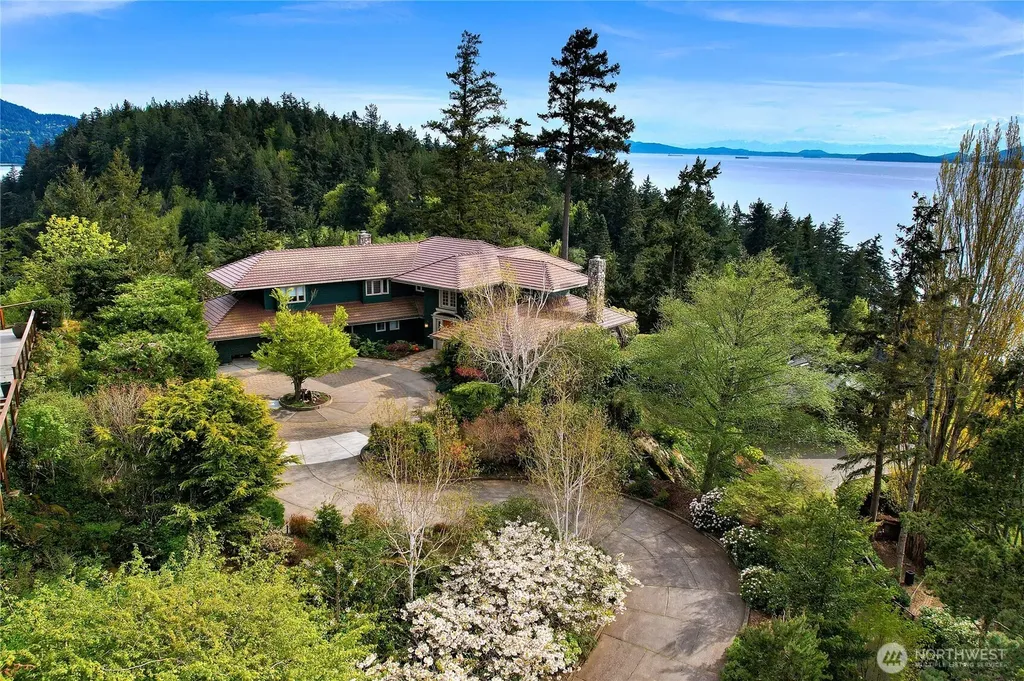 420 S Clarkwood Drive Bellingham WA 98225