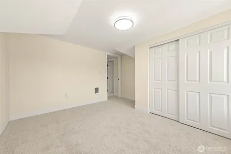 5907 Yakima Avenue Tacoma WA 98408
