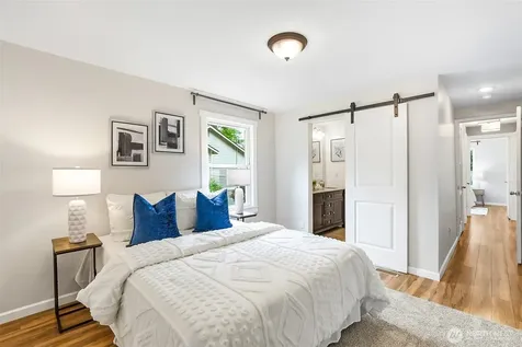 8800 Ravenna Avenue NE Seattle WA 98115