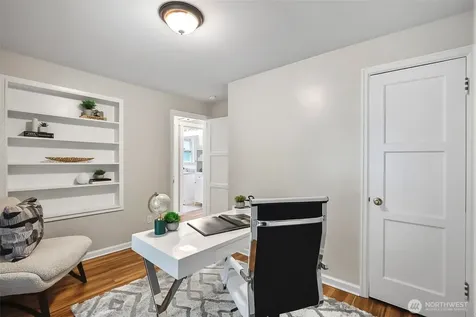 8800 Ravenna Avenue NE Seattle WA 98115