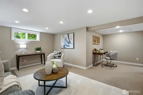 8800 Ravenna Avenue NE Seattle WA 98115