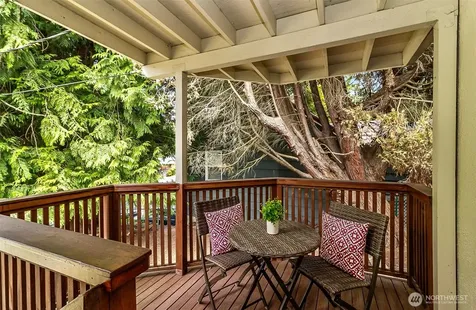 8800 Ravenna Avenue NE Seattle WA 98115