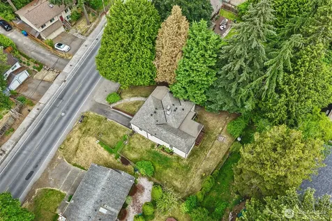 8800 Ravenna Avenue NE Seattle WA 98115
