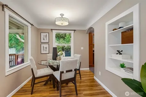 8800 Ravenna Avenue NE Seattle WA 98115