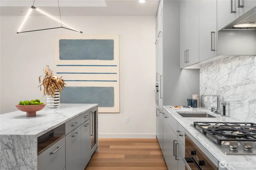 121 Stewart Street Seattle WA 98101