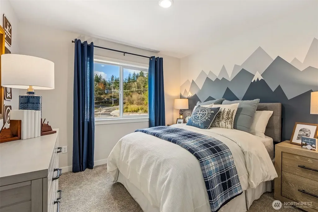 2016 NE Norseman Way Poulsbo WA 98370