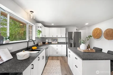 5517 N 47th Street Tacoma WA 98407