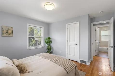 1210 S Lucile Street Seattle WA 98108