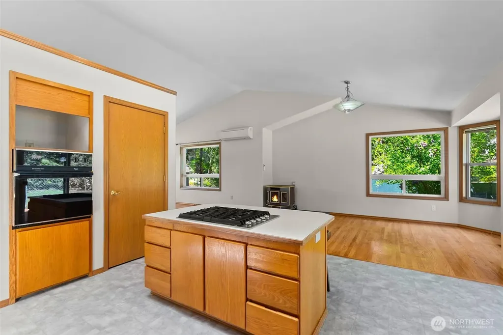 3914 14th Court NE Olympia WA 98506