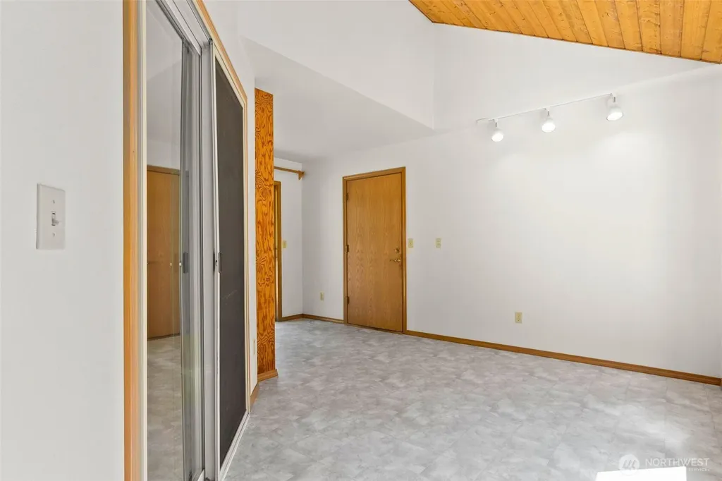 3914 14th Court NE Olympia WA 98506
