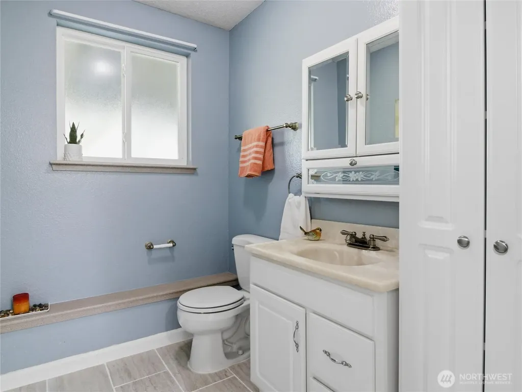 3323 33rd Loop SE Lacey WA 98503
