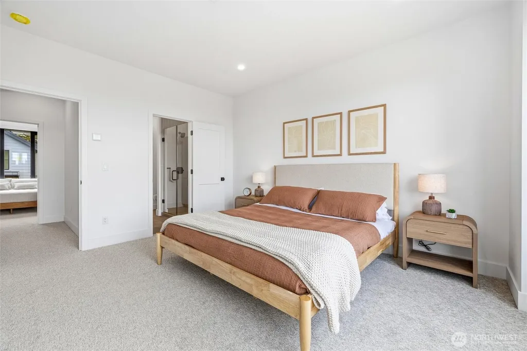 1109 Divine Lane Bellingham WA 98229