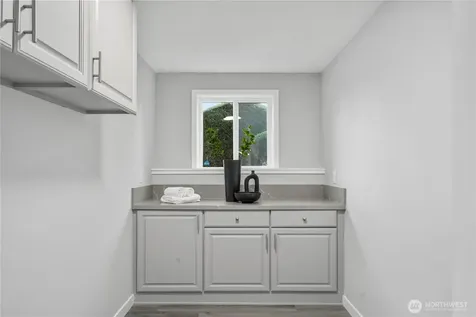 5227 56th Avenue S Seattle WA 98118