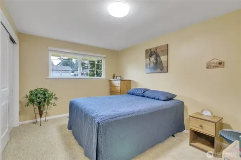 2727 108th Avenue E Edgewood WA 98372