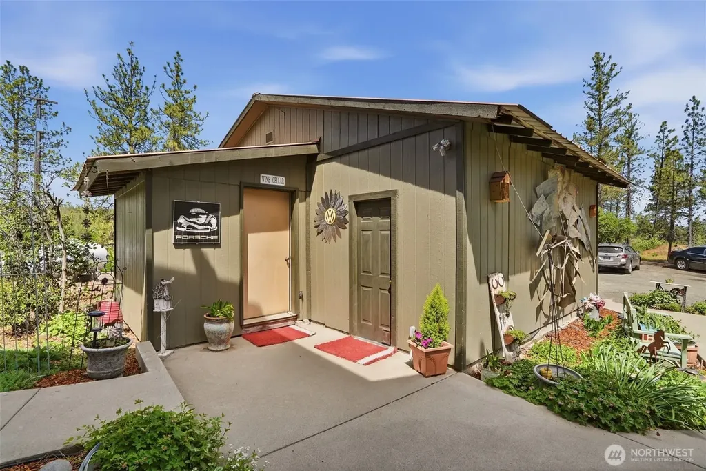 12119 S Spotted Road Cheney WA 99004