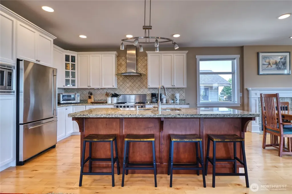 1588 Edwards Drive Point Roberts WA 98281