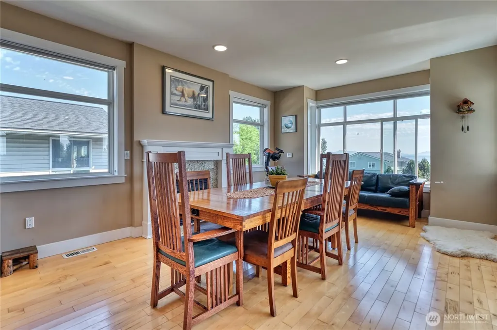 1588 Edwards Drive Point Roberts WA 98281