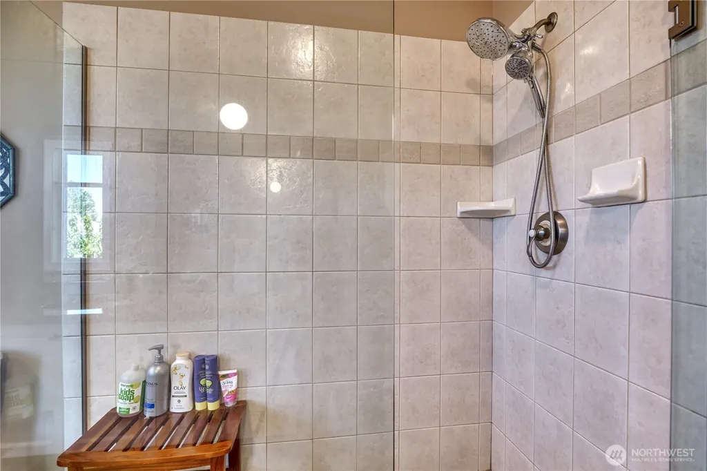 1588 Edwards Drive Point Roberts WA 98281
