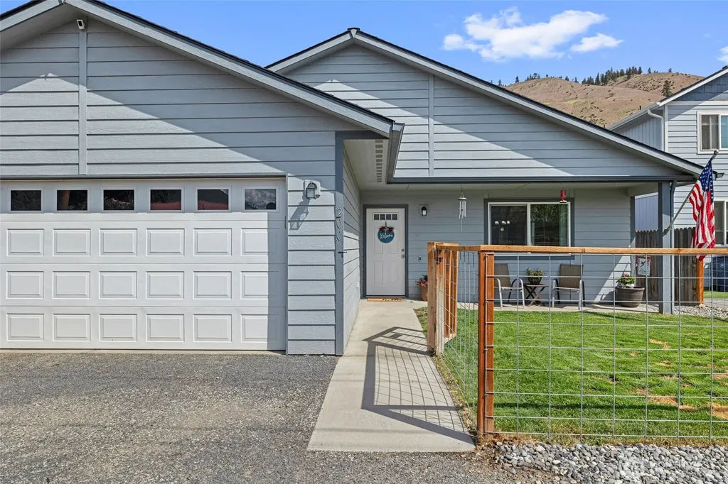 200 W Pleasant Avenue Cashmere WA 98815