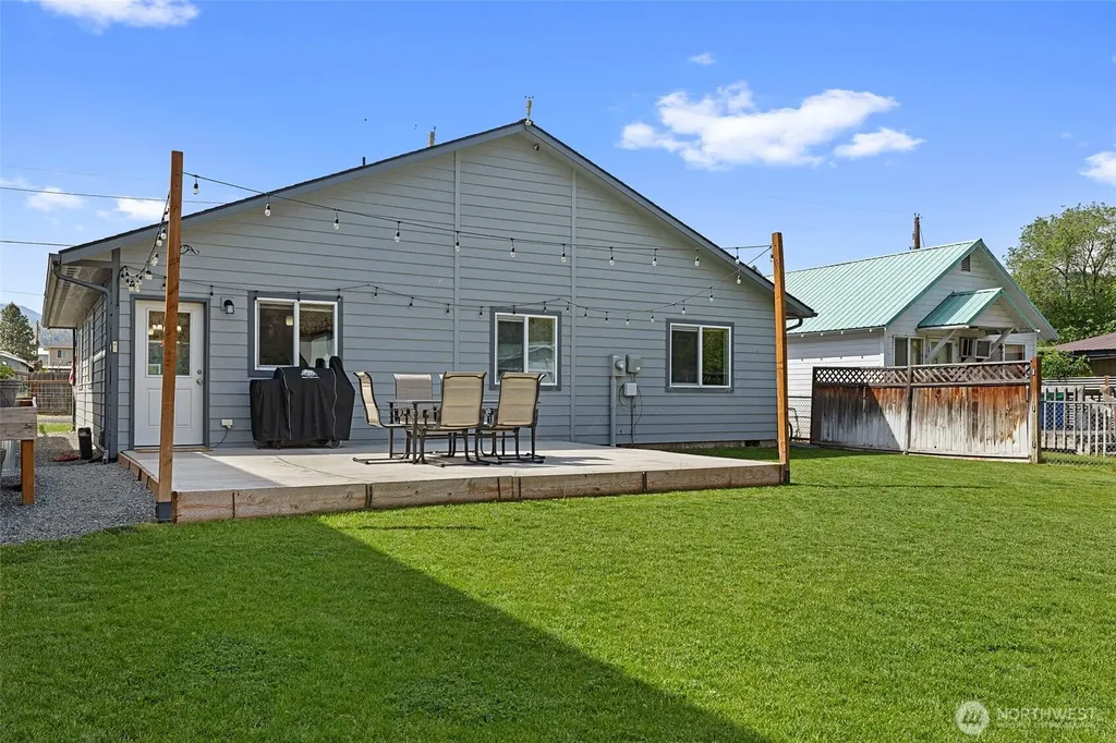 200 W Pleasant Avenue Cashmere WA 98815