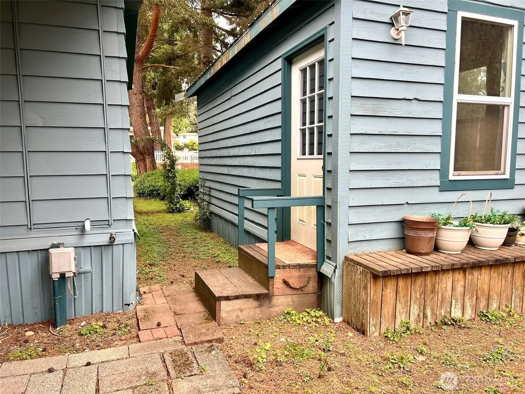 16300 NE State Highway 305 Poulsbo WA 98370