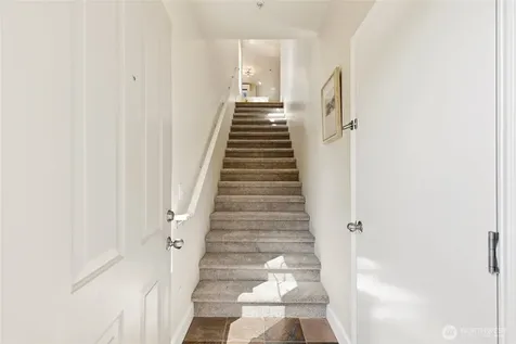 551 241st Lane SE Sammamish WA 98074