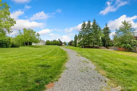 551 241st Lane SE Sammamish WA 98074