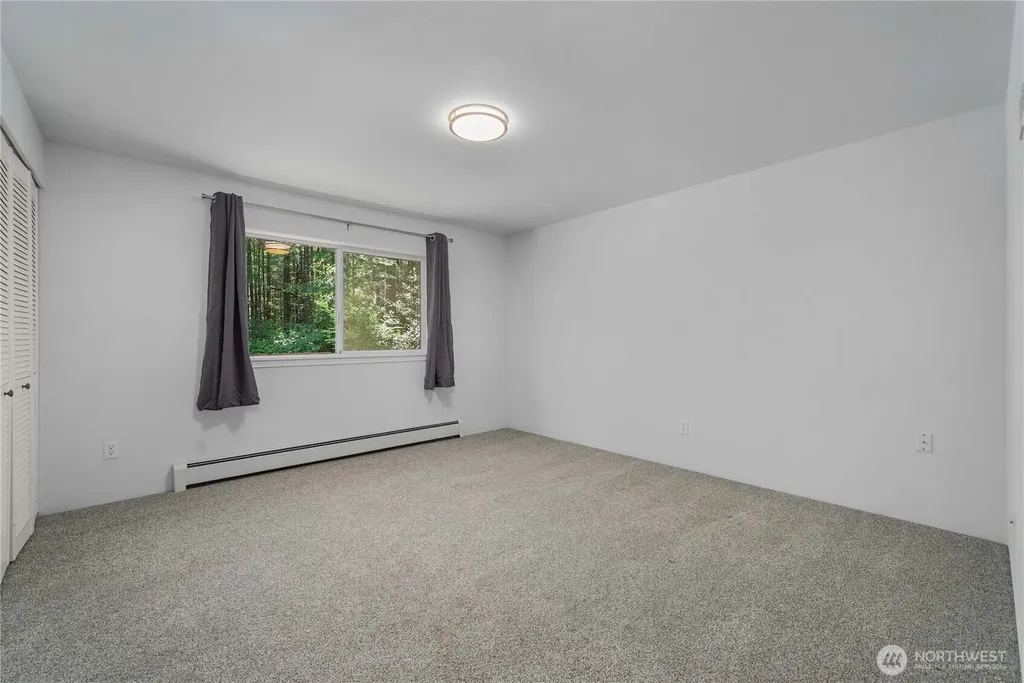 3776 SE Easy Street Lane Port Orchard WA 98367