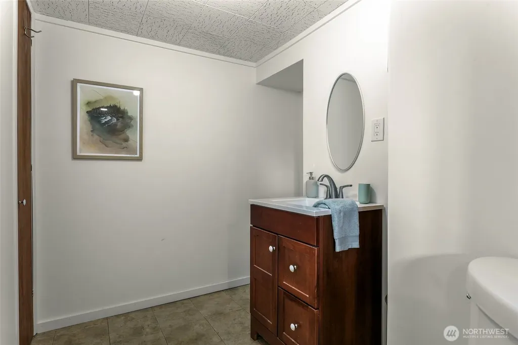 1330 S Ferdinand Street Seattle WA 98108