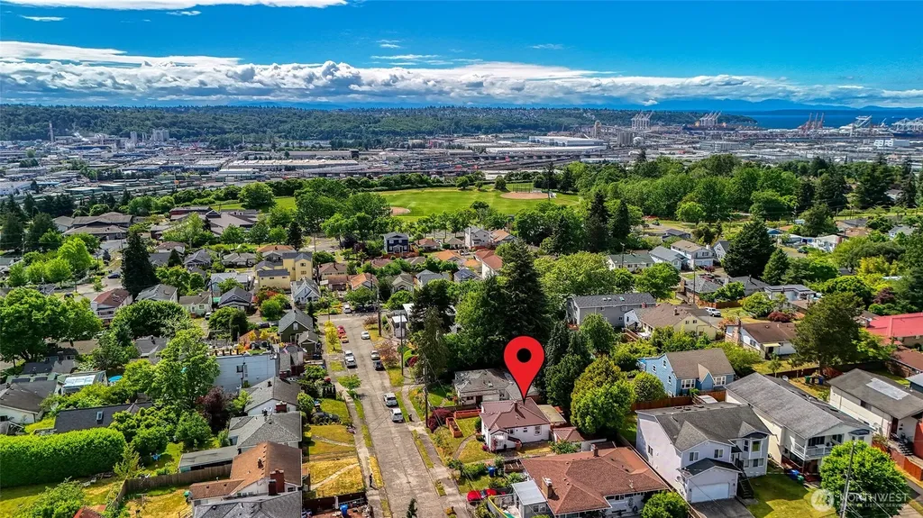 1330 S Ferdinand Street Seattle WA 98108