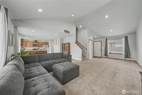 116 George Loop Rock Island WA 98850