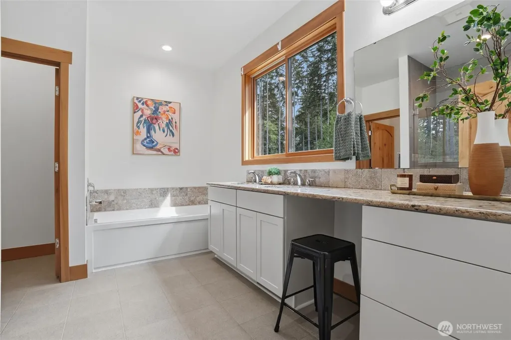 8283 NE 360th Street Kingston WA 98346