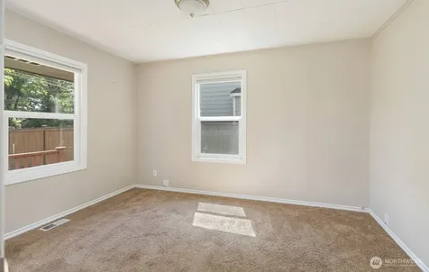 14028 Serene Way Lynnwood WA 98087