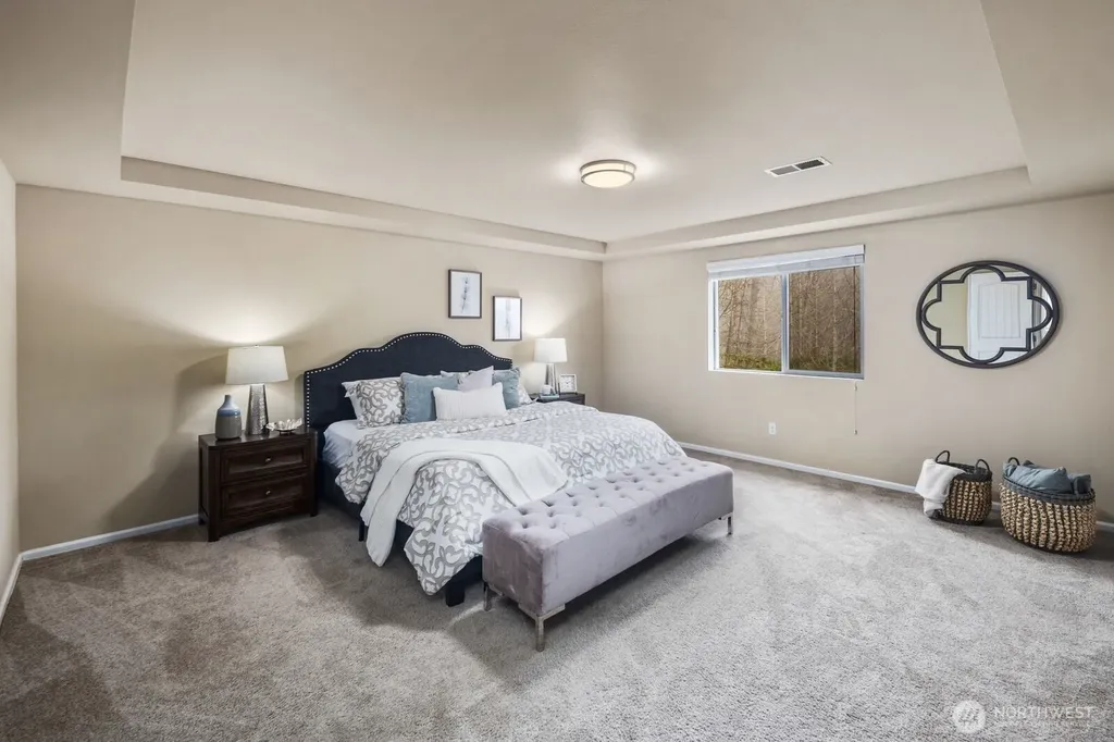 25912 35th Place S Kent WA 98032