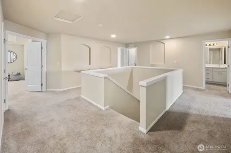 25912 35th Place S Kent WA 98032