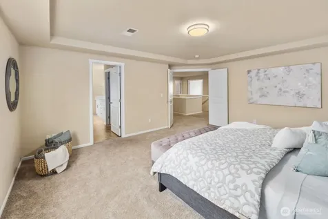 25912 35th Place S Kent WA 98032