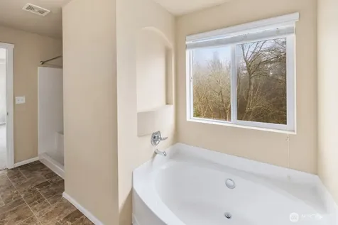 25912 35th Place S Kent WA 98032